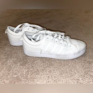 White Adidas sneakers size 6.5
